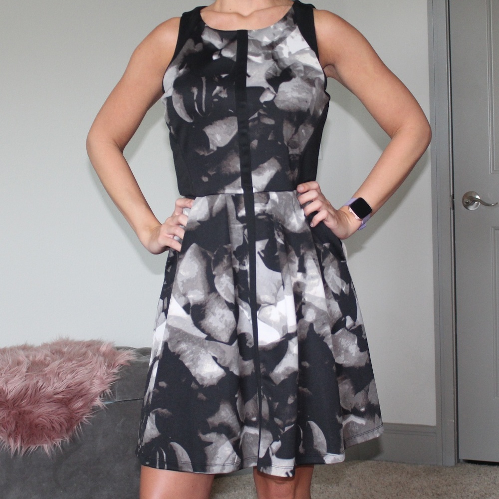 BLACK AND GRAY DRESS